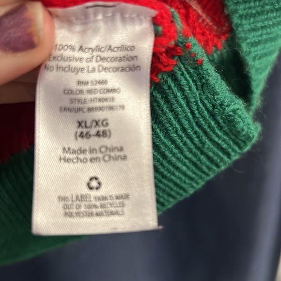 Men’s Santa Sweater size XL - Picture 5 of 7